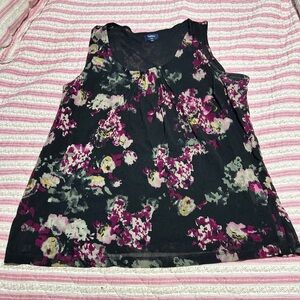 Reitmans Plus -2x black/ flowered lined top/blouse- pleated neckline- sleeveless